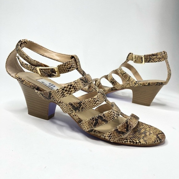 NEW Hot in Hollywood Tan Taupe Snake Skin Gladiator Strappy Ankle Sandals Shoes - Picture 1 of 14